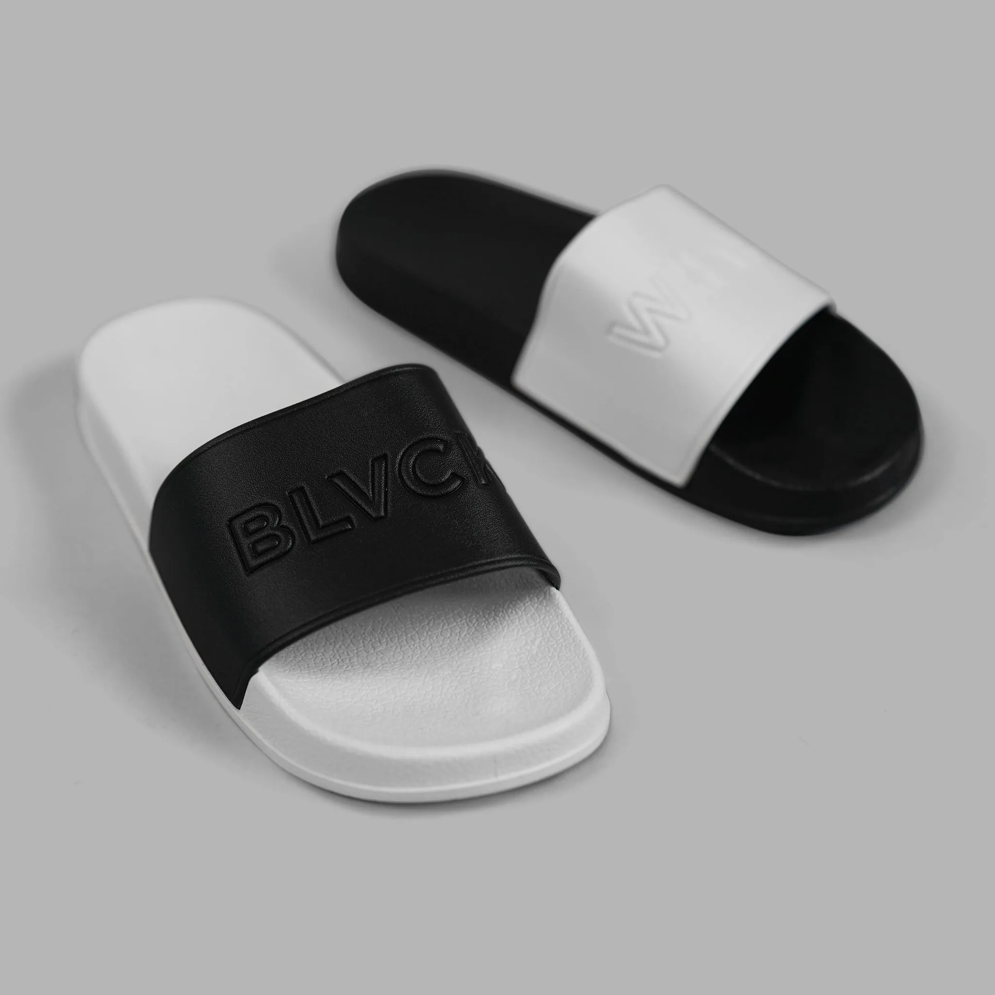 'Blvck x Whte' Slides