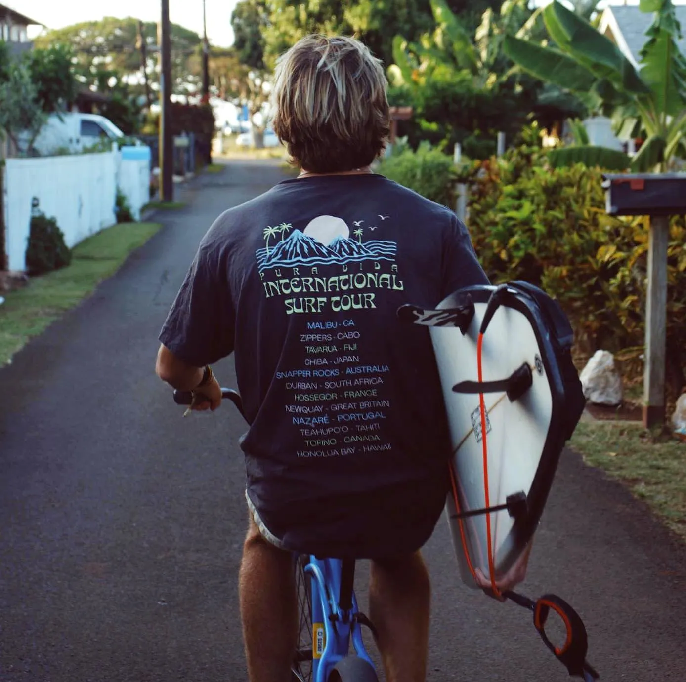 International Surf Tour Crewneck Tee