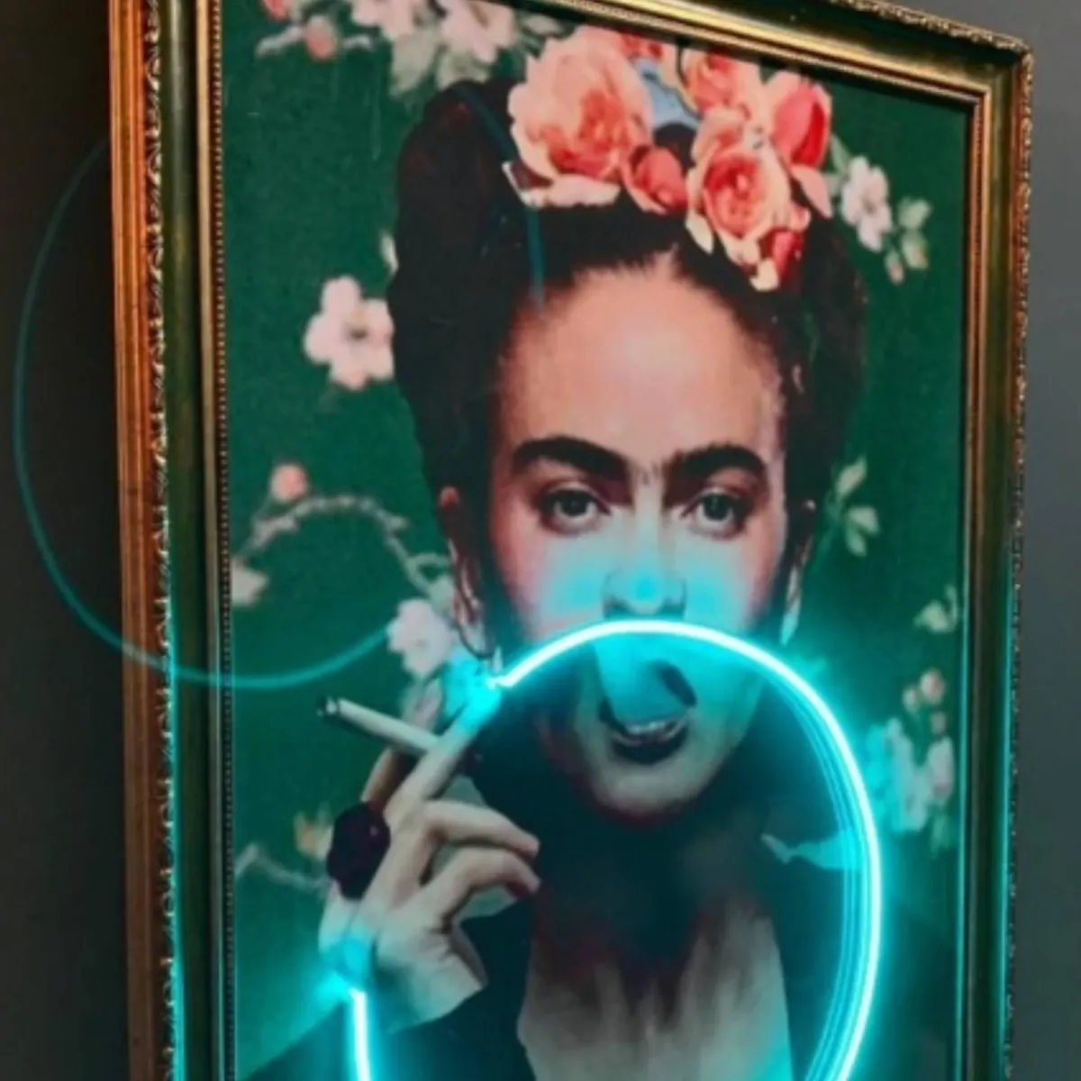 Smoking Frida Neon Art