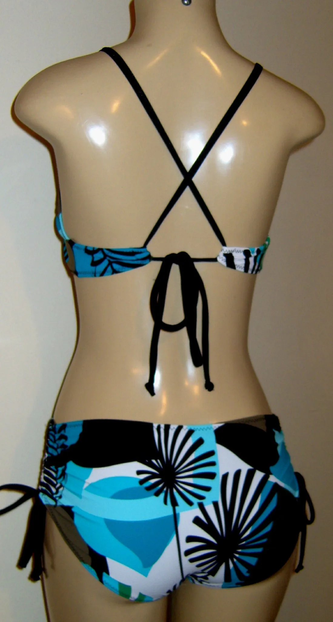 Sporti Bikini Crisscross Back Bikini Top and Bombshell Adjustable String Bottom